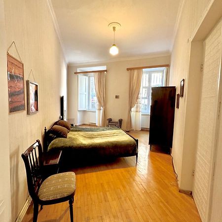 Authentic Old Tbilisi Apartment 外观 照片